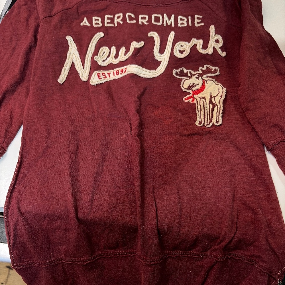 Abercrombie long sleeve tee